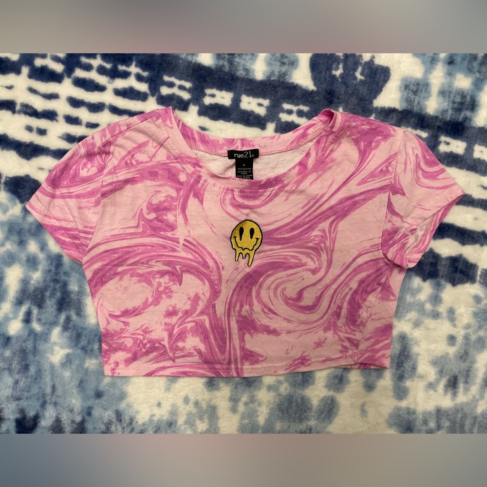 Super Cute Barbiecore Pink Swirl Tie Dye Crop Top Tee Drip Smiley Emoji size: S